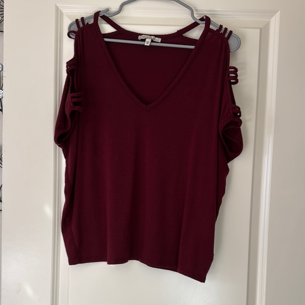 Express‎ Burgundy Cold Shoulder Top Size Medium